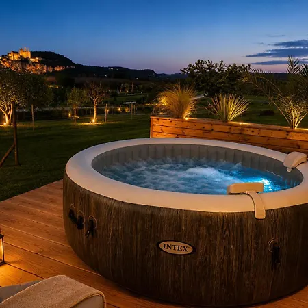 Holiday home Maison Perigourdine 6 Pers Jacuzzi Privatif Vue Chateau De Beynac Castelnaud La Chapelle